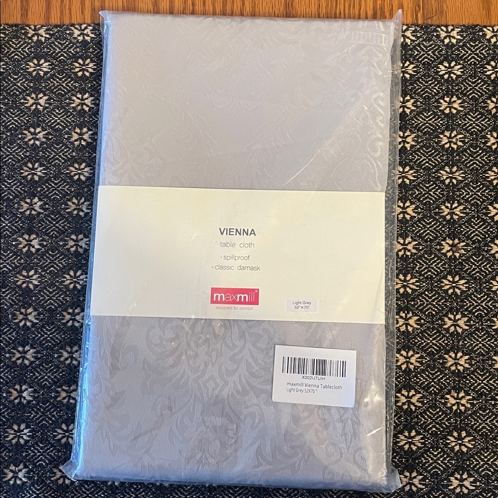 NIP Maxmil Light Gray Tablecloth